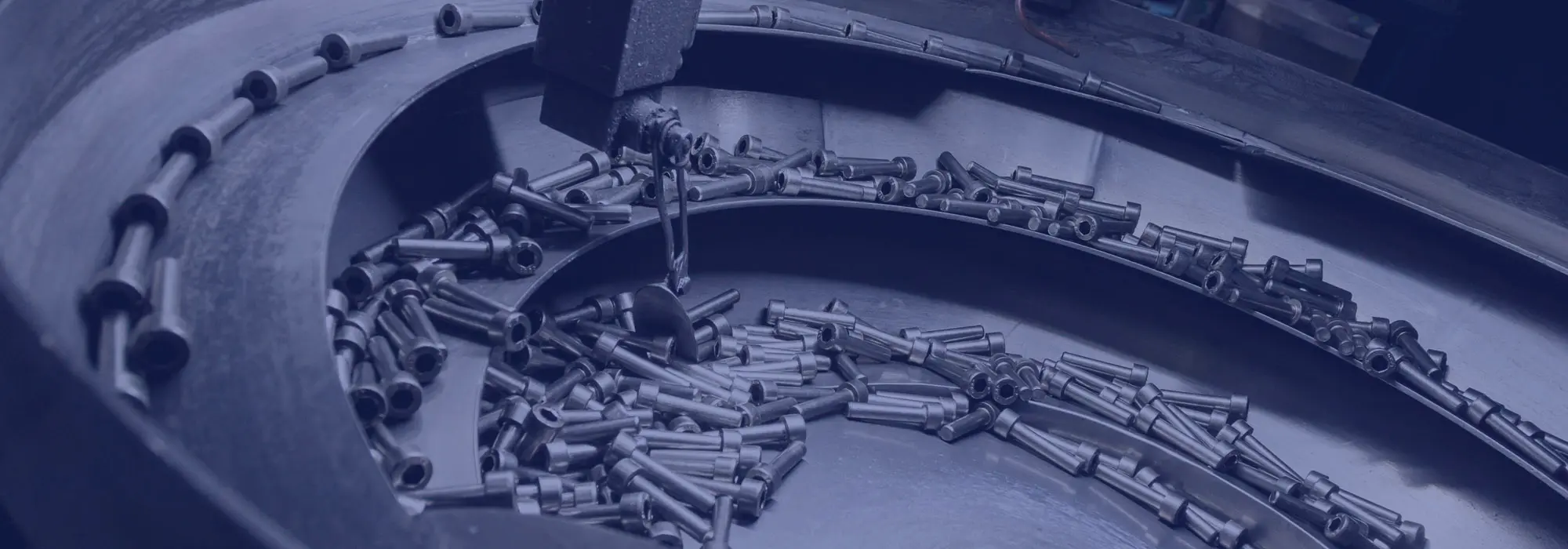 Produzione di fasteners in acciaio inox tramite stampaggio a freddo